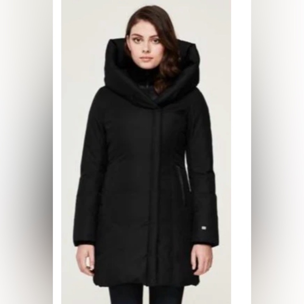 *SOLD* Soia & Kyo Camelia Slim-fit Black Down Puffer Coat